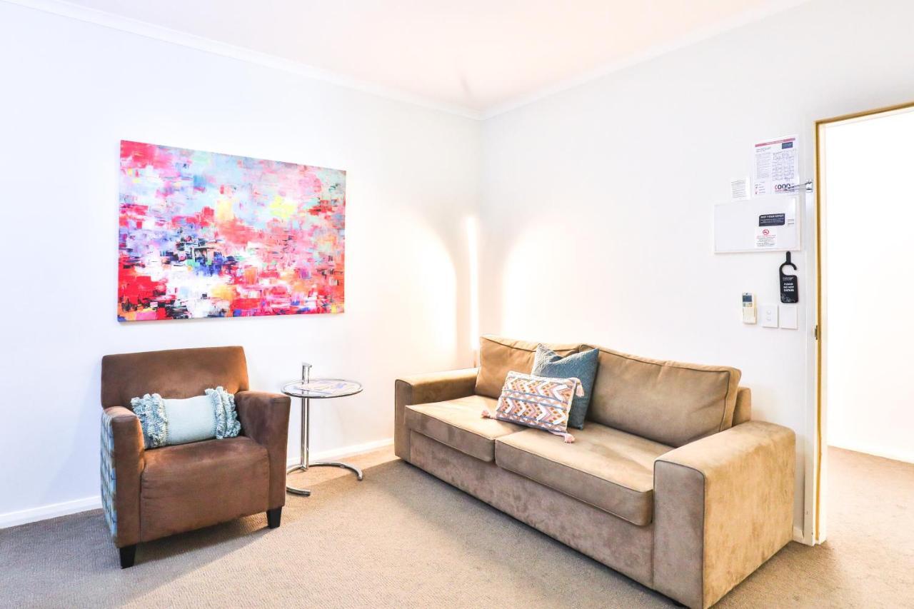 Indulge Apartments - Ontario Mildura Luaran gambar