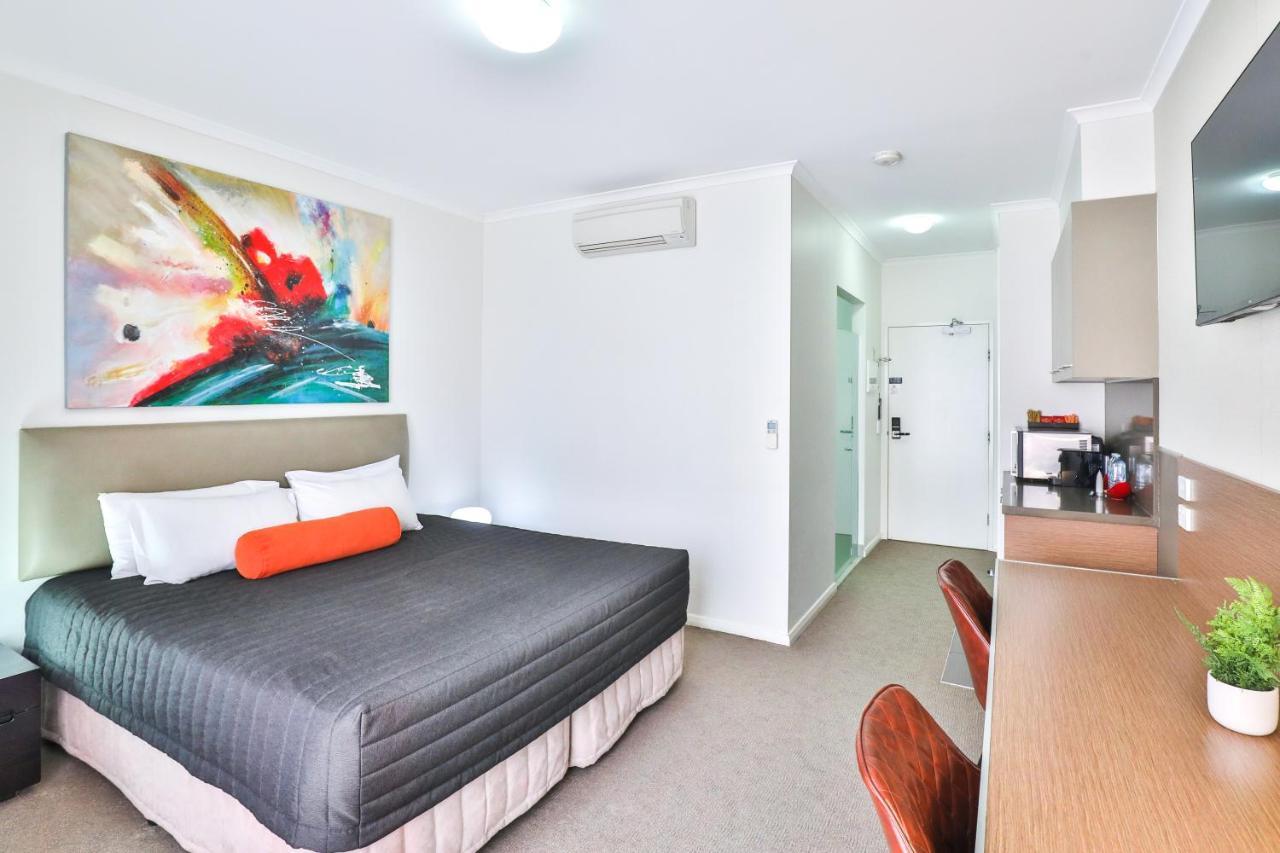 Indulge Apartments - Ontario Mildura Luaran gambar
