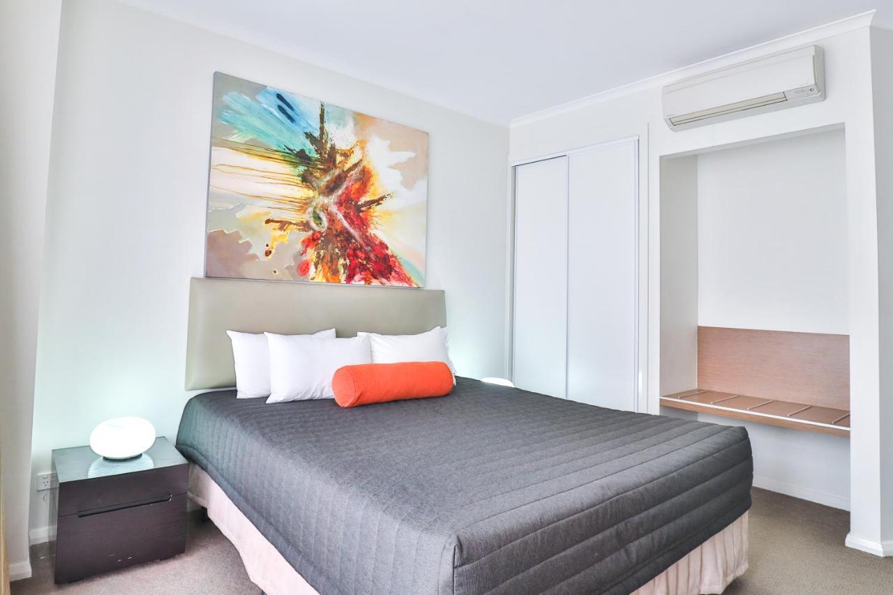Indulge Apartments - Ontario Mildura Luaran gambar