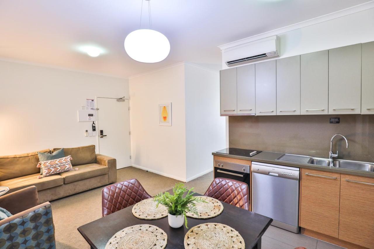 Indulge Apartments - Ontario Mildura Luaran gambar