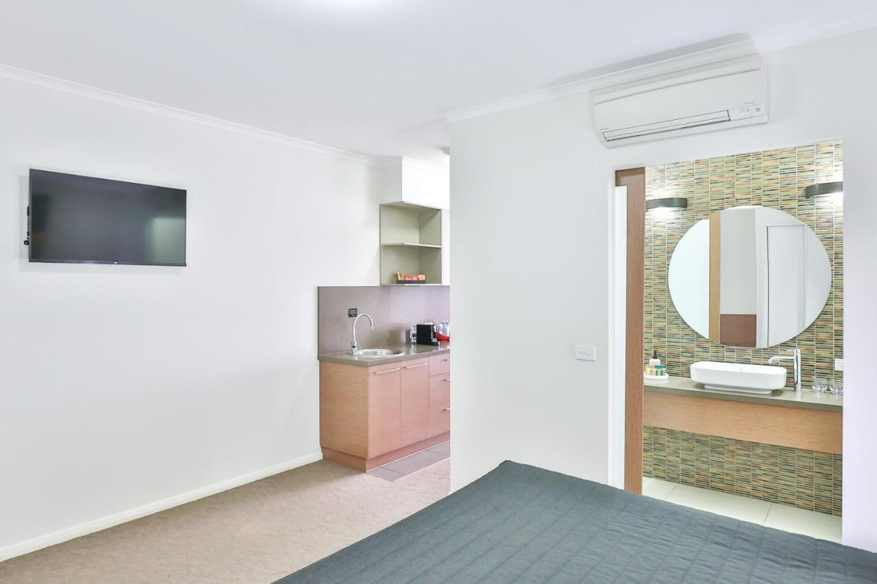Indulge Apartments - Ontario Mildura Luaran gambar