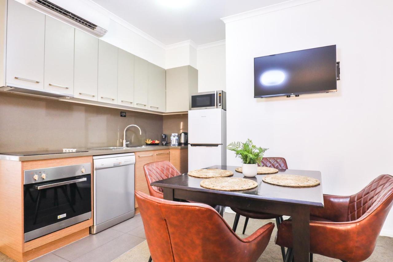 Indulge Apartments - Ontario Mildura Luaran gambar