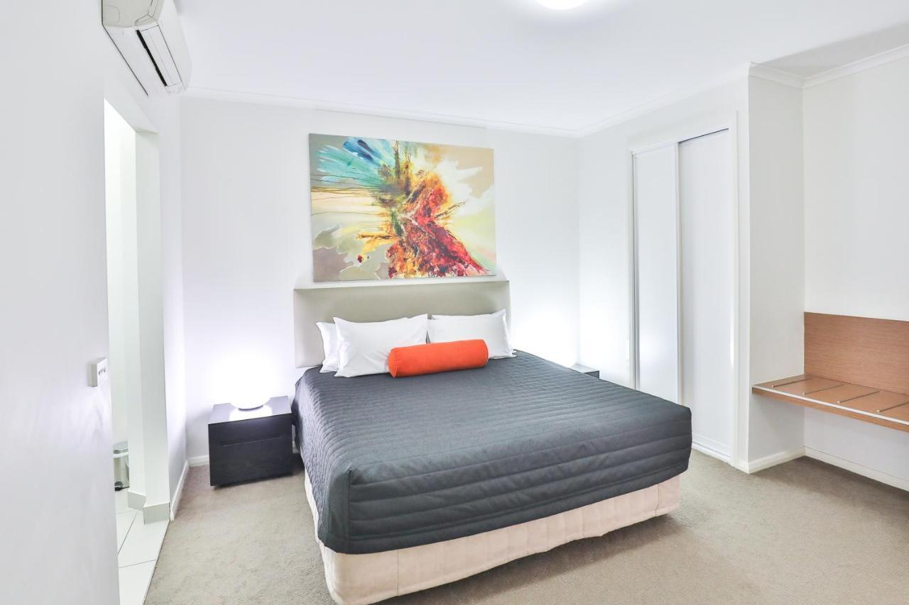 Indulge Apartments - Ontario Mildura Luaran gambar