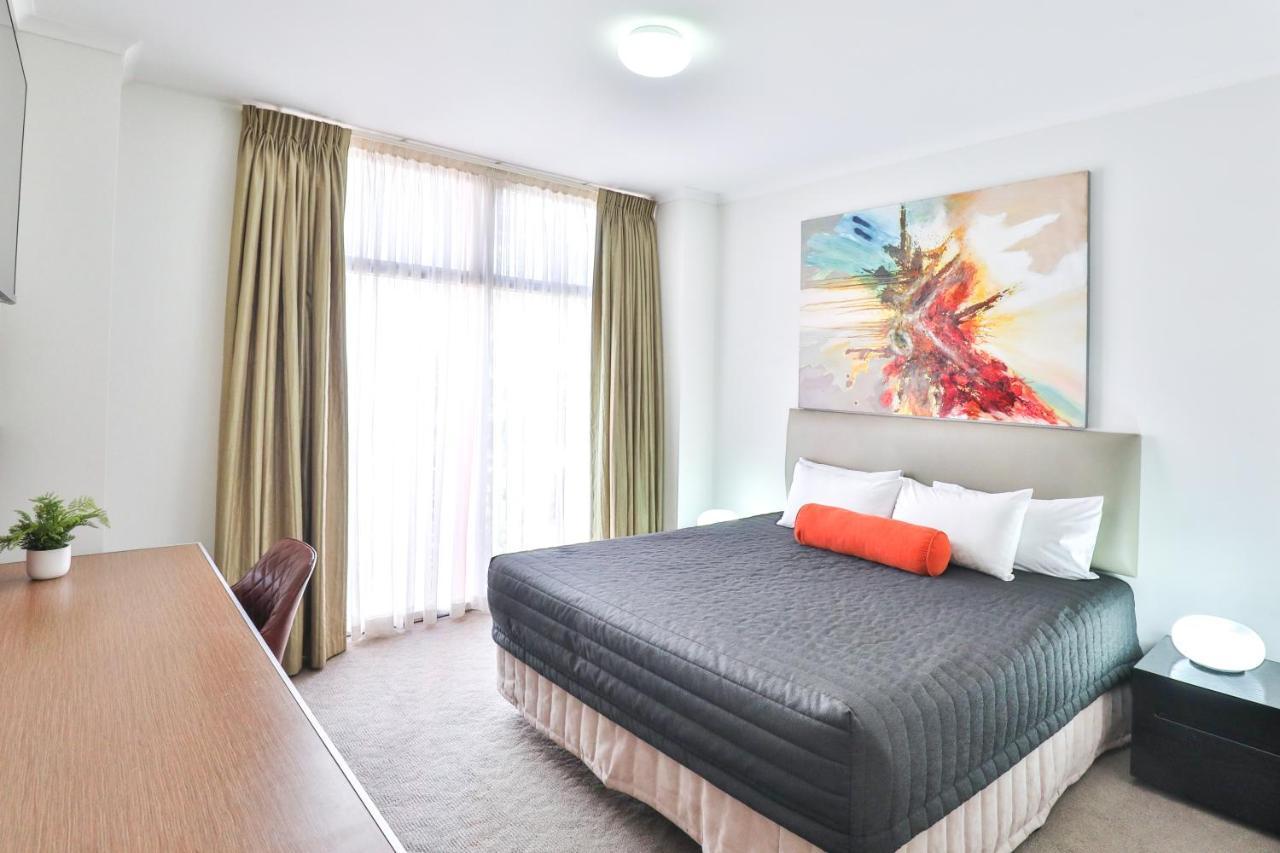 Indulge Apartments - Ontario Mildura Luaran gambar