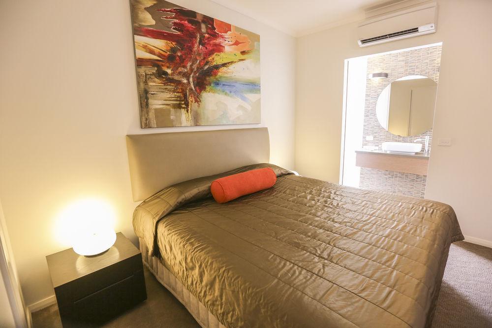 Indulge Apartments - Ontario Mildura Luaran gambar