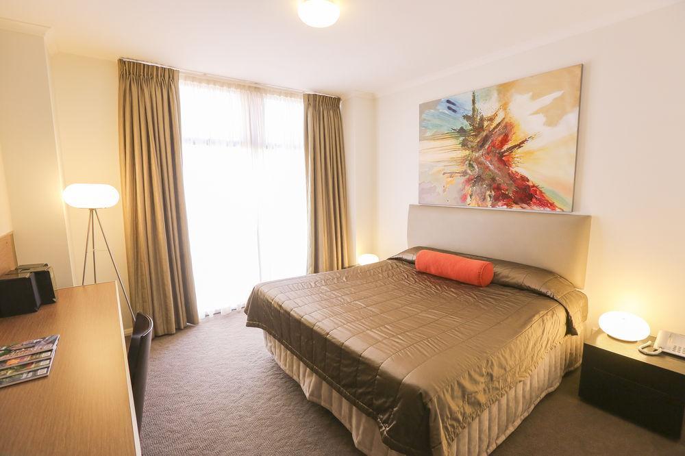 Indulge Apartments - Ontario Mildura Luaran gambar