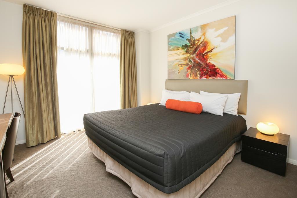 Indulge Apartments - Ontario Mildura Luaran gambar