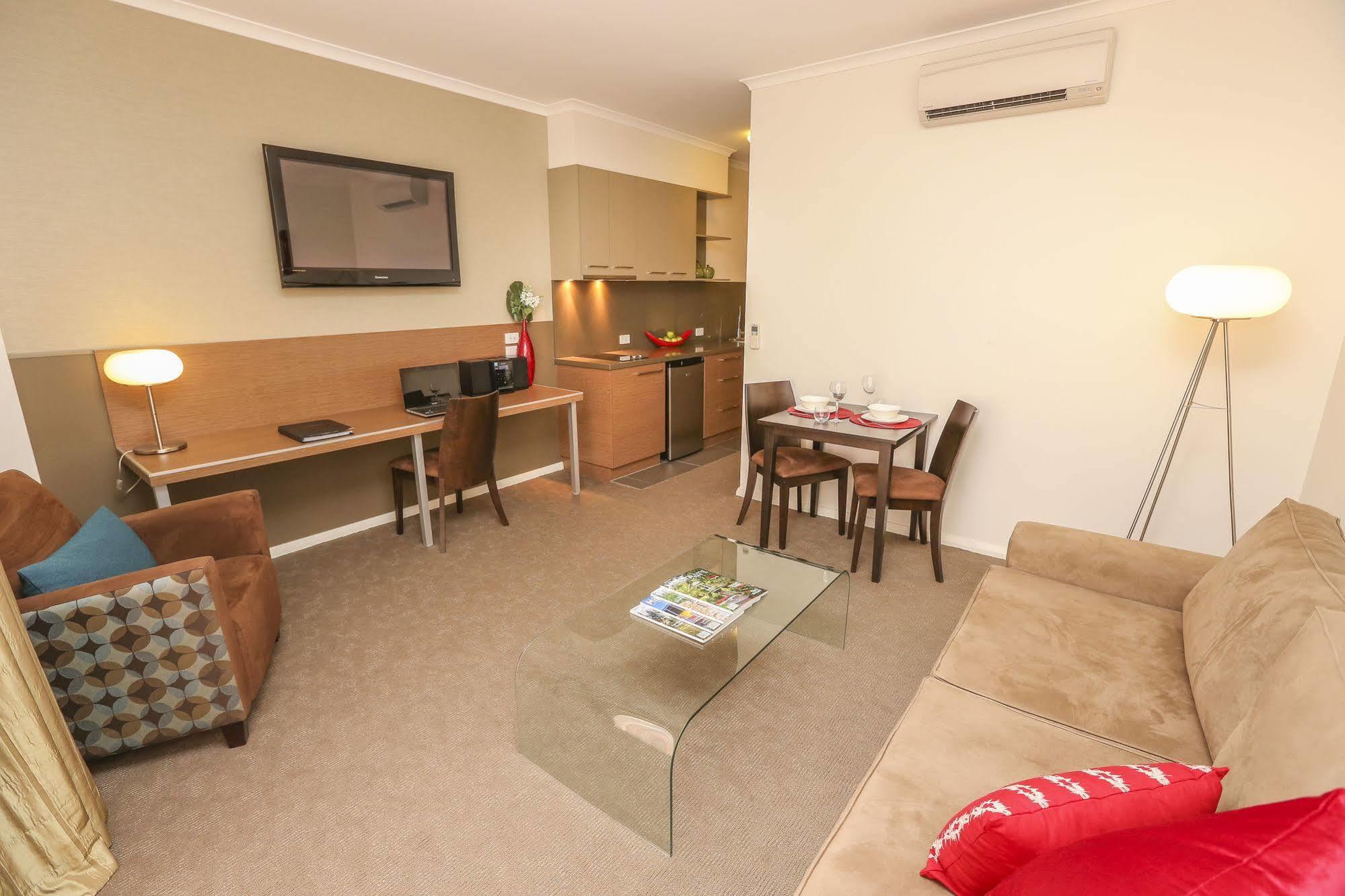 Indulge Apartments - Ontario Mildura Luaran gambar