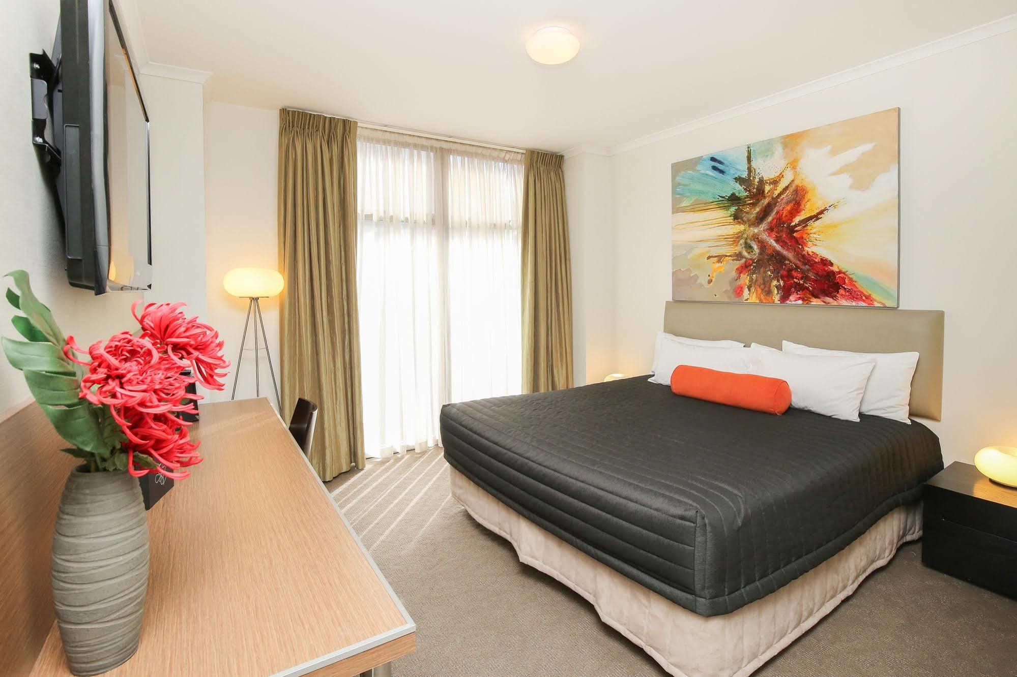 Indulge Apartments - Ontario Mildura Luaran gambar