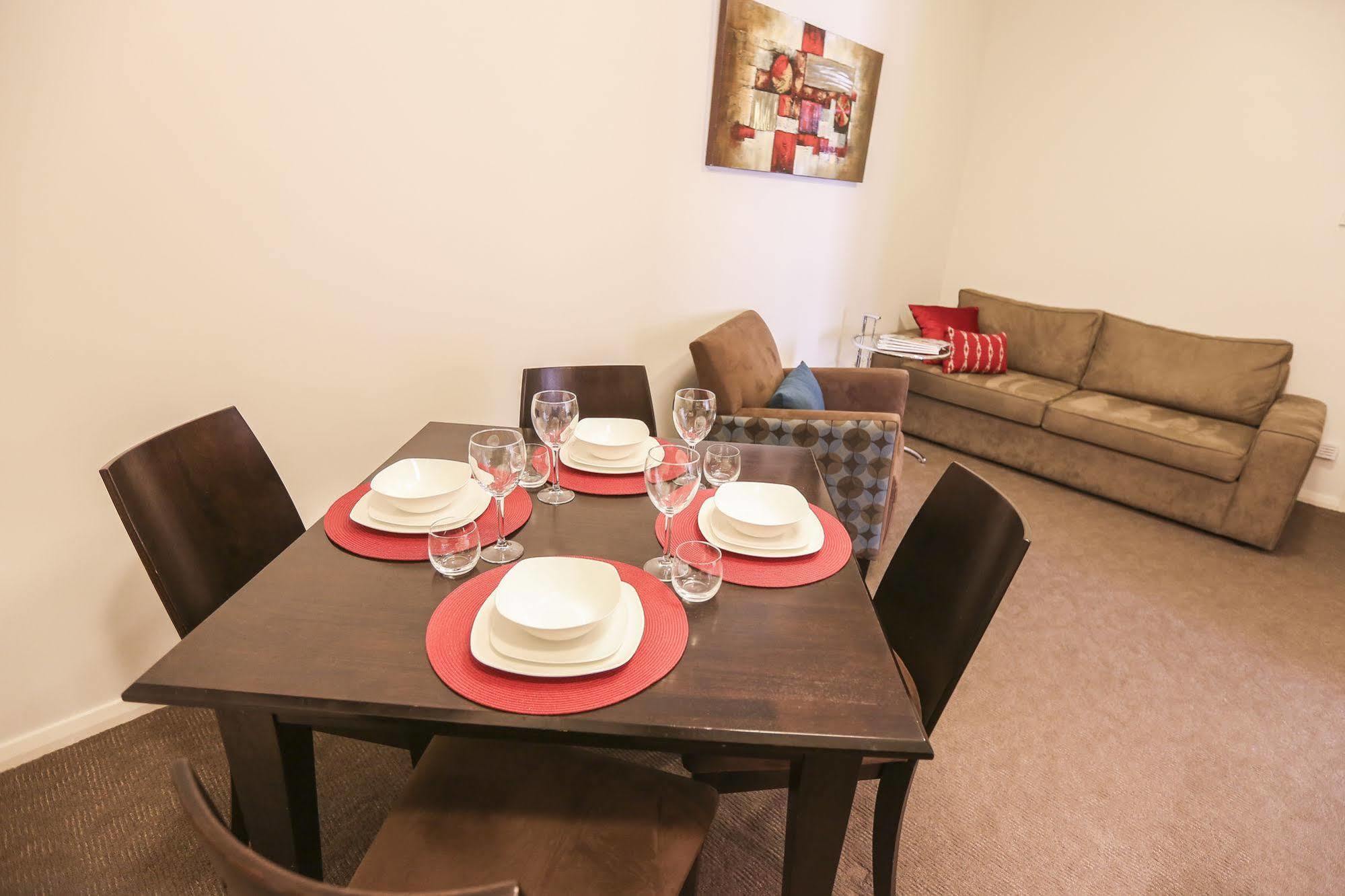 Indulge Apartments - Ontario Mildura Luaran gambar
